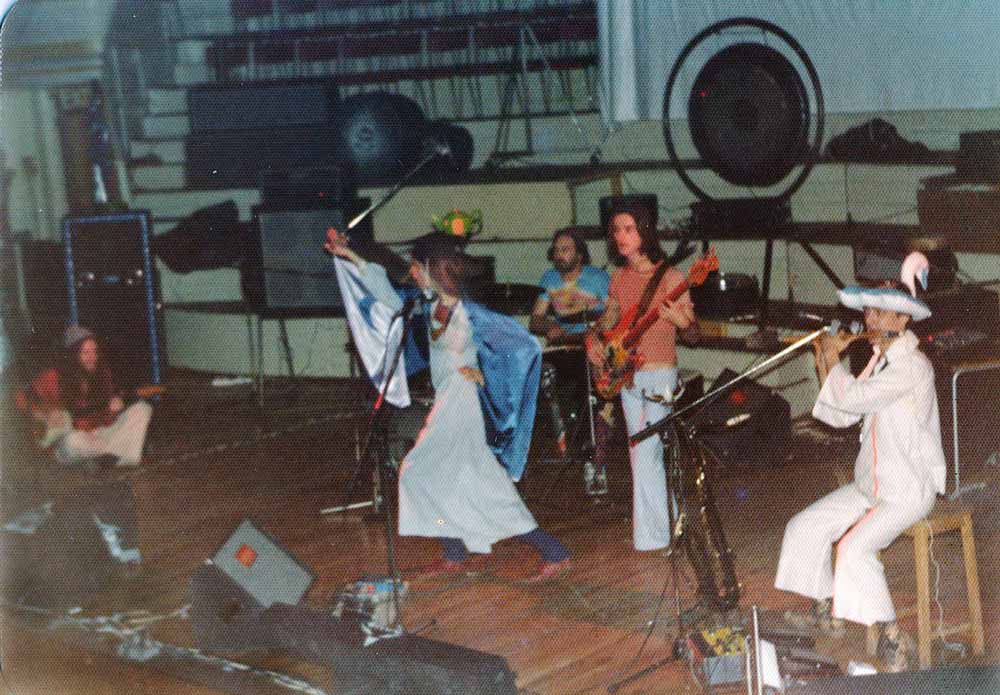 Gong interview with Daevid Allen - It's Psychedelic Baby Magazine