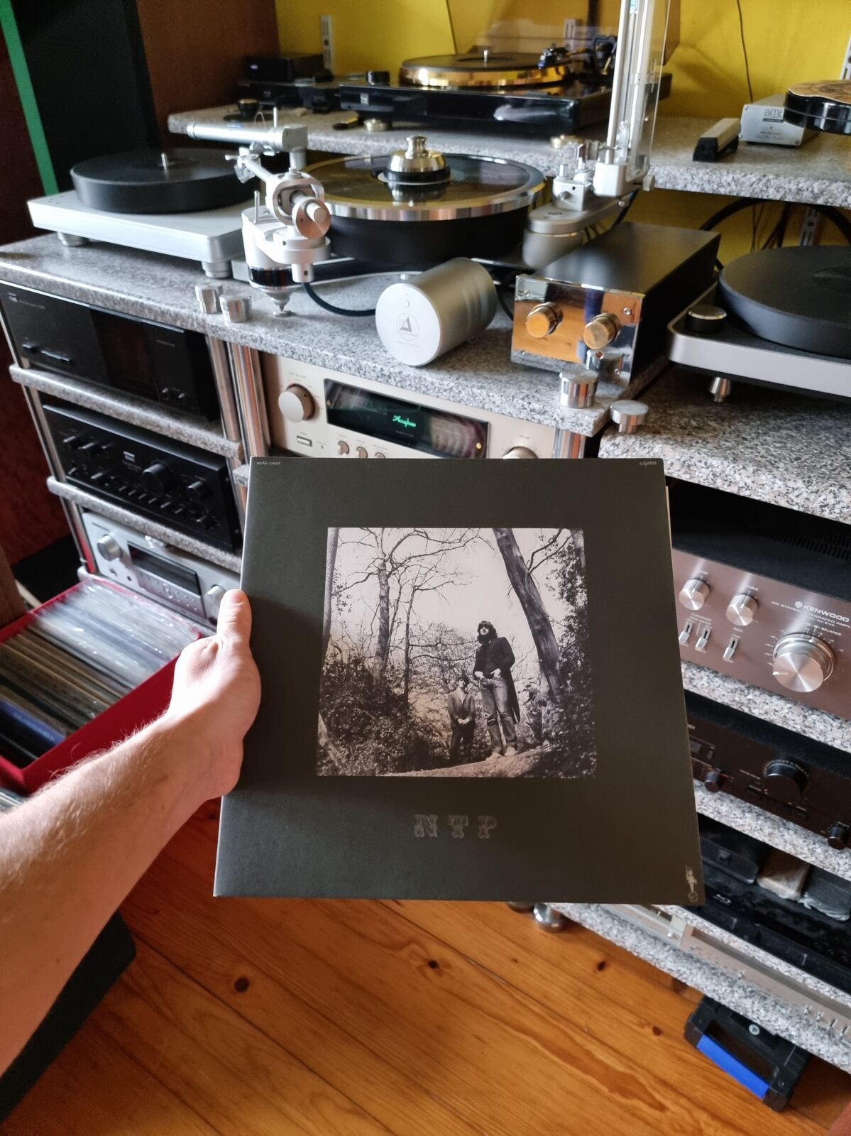 Ginger Gilmour interview about "Memoirs of the Bright Side of the Moon