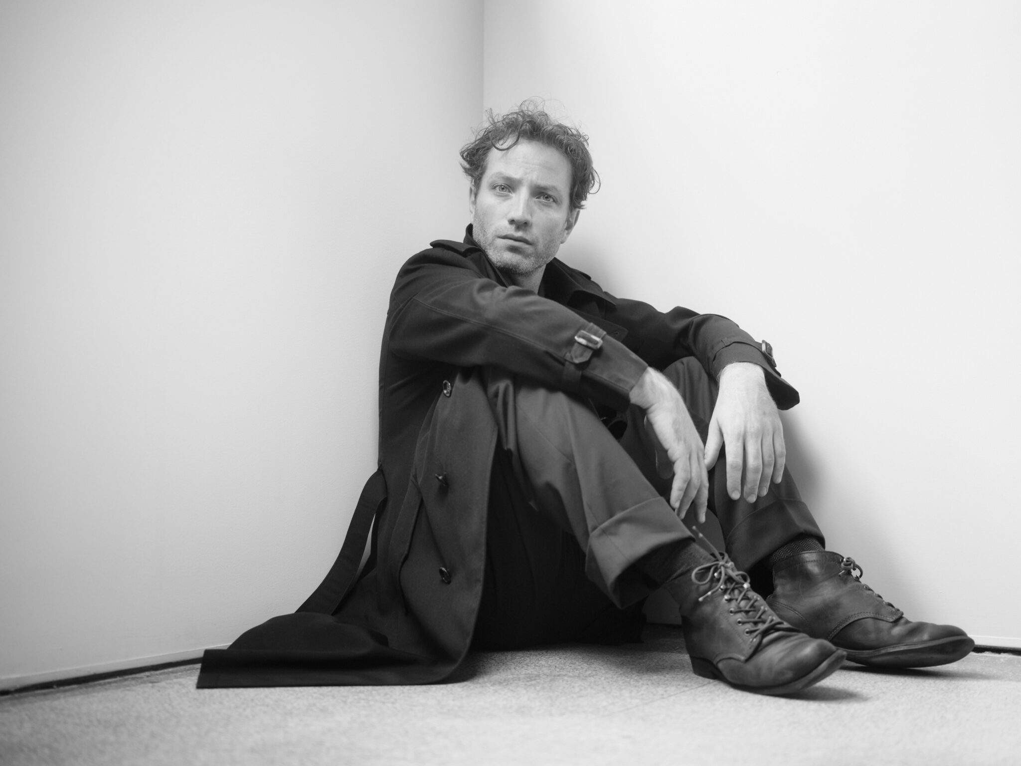 Declan O'Donovan | Interview | 'Get Thee Behind the Wheel' - It's ...