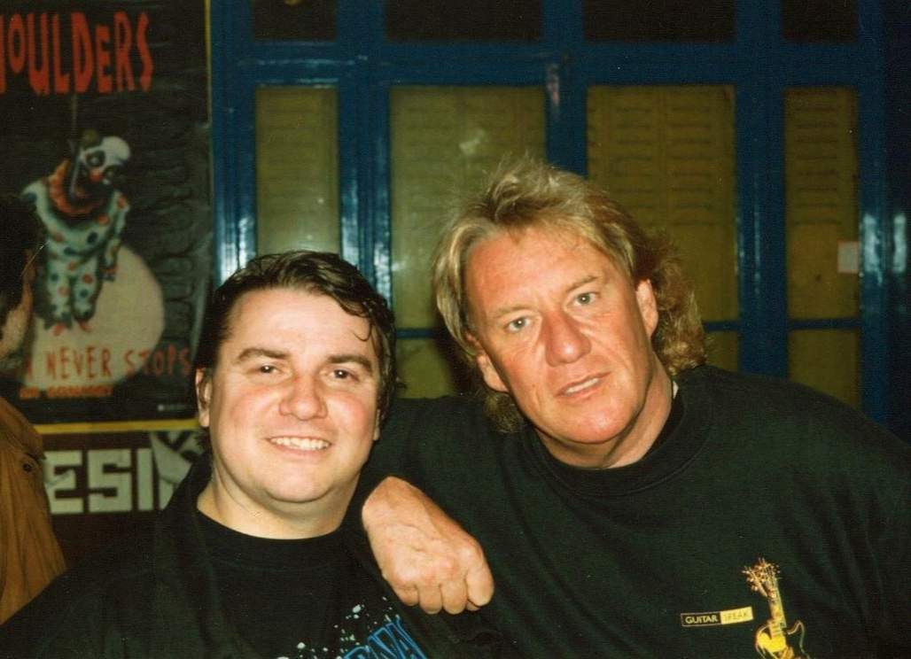jAC meeting with the guitarist who influenced him the most, Alvin Lee from Ten Years After during a meeting at a concert in Reims